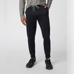 Men's Vuori Black Jogger Pants Perfect Condition!